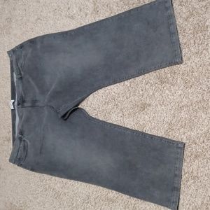 Size 38 LANE BRYANT black jeans. Casual "Signature Fit, High-Rise, Straight"